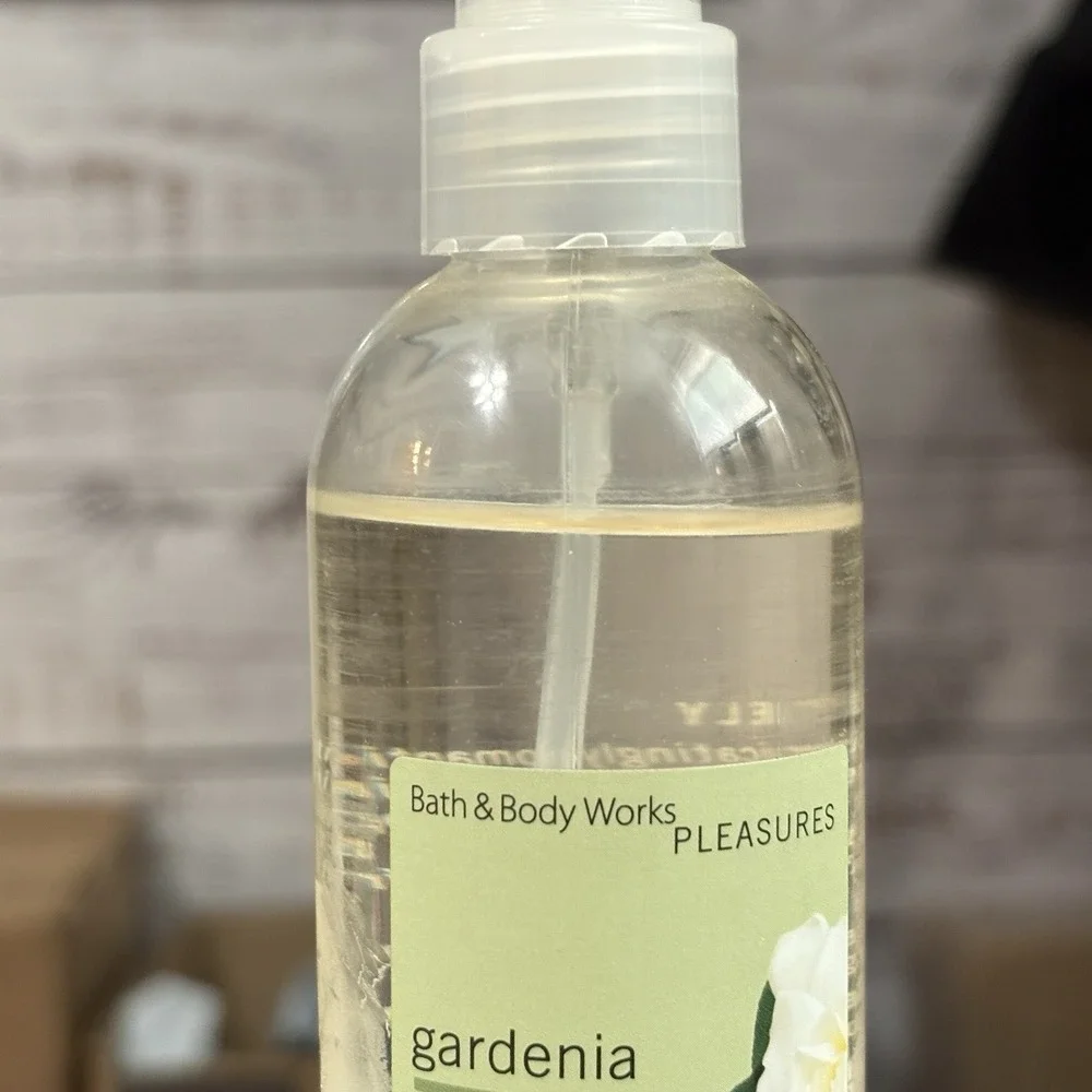 Bath & Body Works Pleasures Gardenia Body Splash 8oz Discontinued Vtg Spray